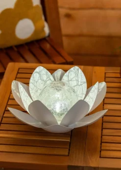 ValueLights Solar White Waterlily Lotus Flower Garden Light  With Integrated LED's (11cm x 26.5cm x 26.5cm)