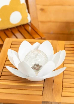 ValueLights Solar White Waterlily Lotus Flower Garden Light With Integrated LED's (11cm x 26.5cm x 26.5cm)