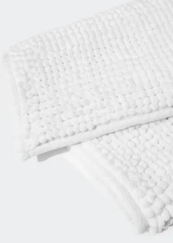 White Chenille Bath Mat (45cm x 75cm)