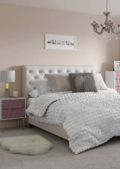 White Cotton Seersucker Duvet Set