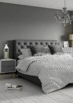 White Cotton Seersucker Duvet Set