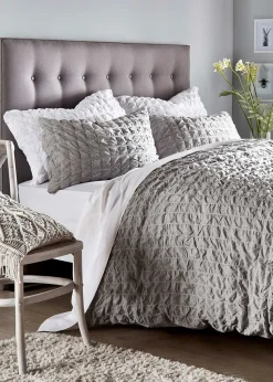 White Cotton Seersucker Duvet Set