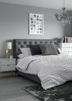 White Cotton Seersucker Duvet Set