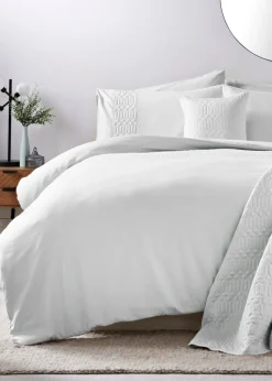 White Geo Pinsonic Duvet Set