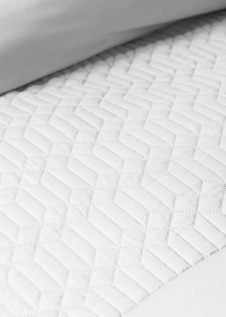 White Geo Pinsonic Duvet Set