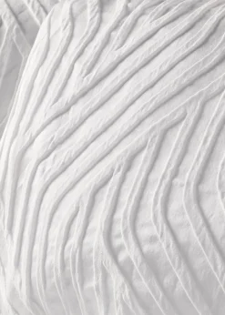 White Geometric Duvet Set