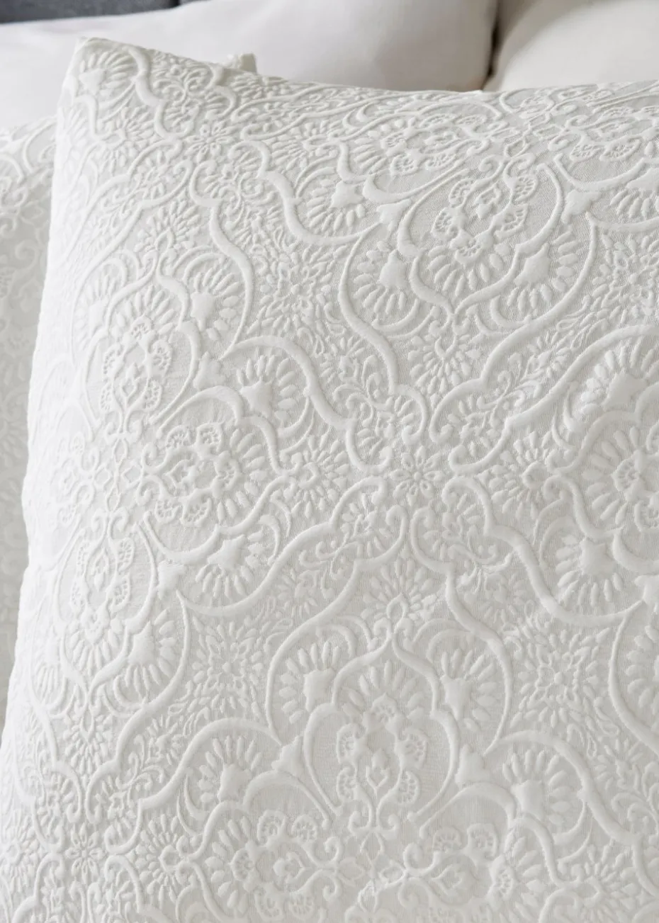 White Matelassé Duvet Set