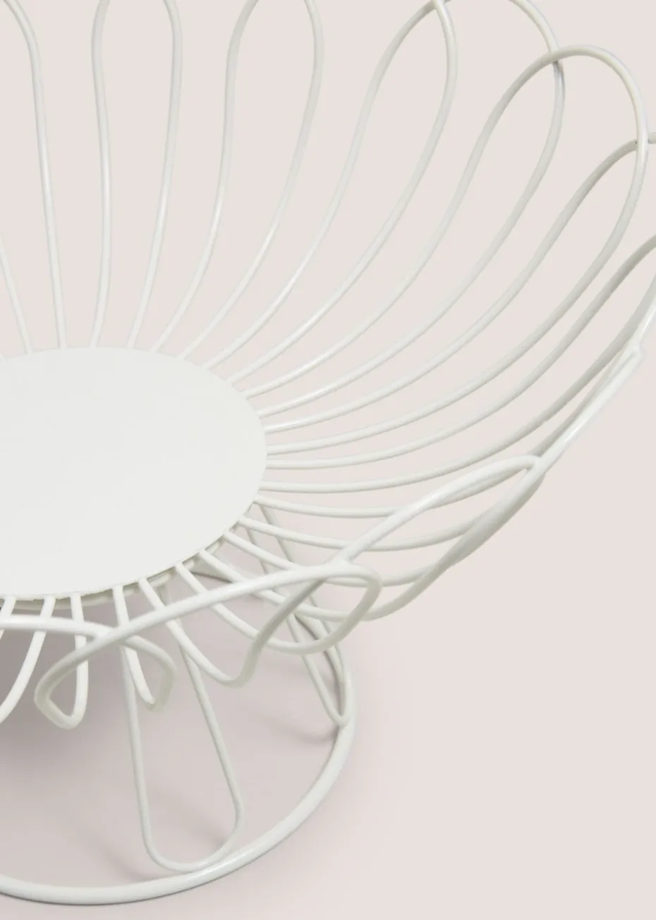 White Scalloped Utensil Pot