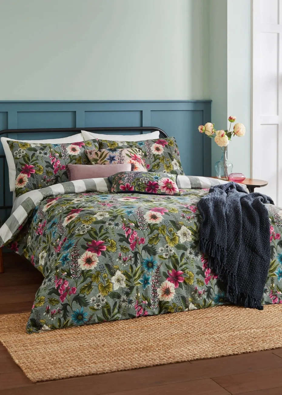 Wylder Blue Floral Hidcote Manor Botanical Duvet Cover Set