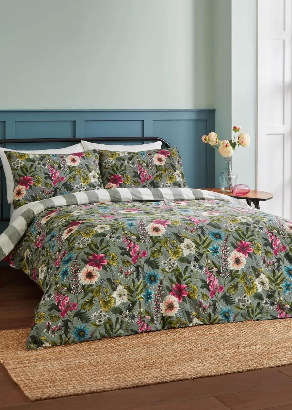 Wylder Blue Floral Hidcote Manor Botanical Duvet Cover Set