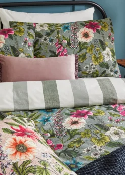 Wylder Blue Floral Hidcote Manor Botanical Duvet Cover Set