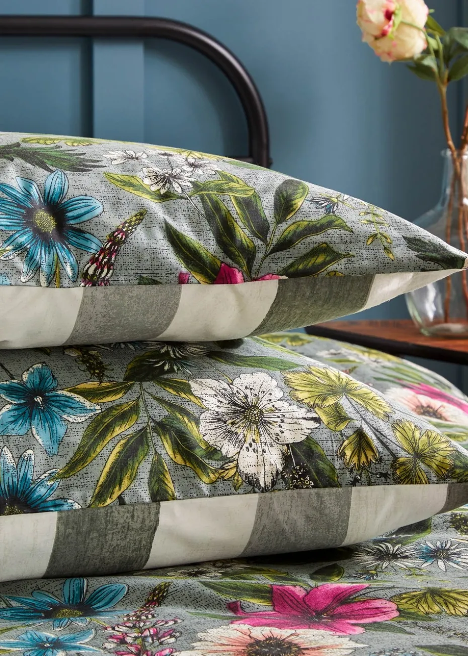 Wylder Blue Floral Hidcote Manor Botanical Duvet Cover Set