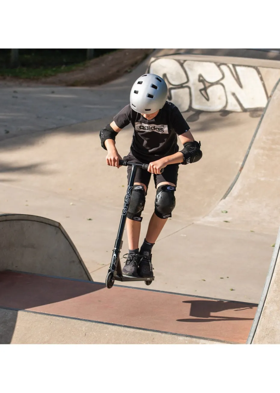 Xootz Phantom Stunt Scooter