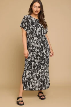 Yours Curve Black Abstract Print Plisse Maxi Dress