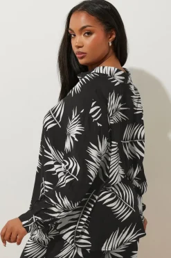 Yours Curve Black & White Palm Print Crinkle Shirt