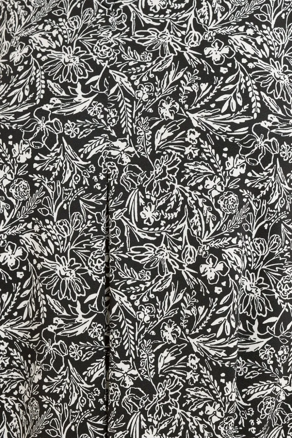 Yours Curve Black & White Floral Pleat Front Vest Top