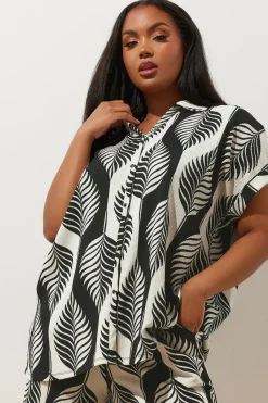 Yours Curve Black & White Leaf Print Textured Shirt