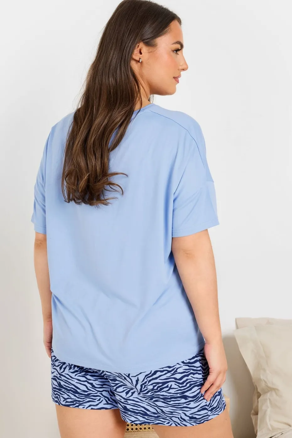 Yours Curve Blue Wild Night In Animal Print Short Pyjama Set