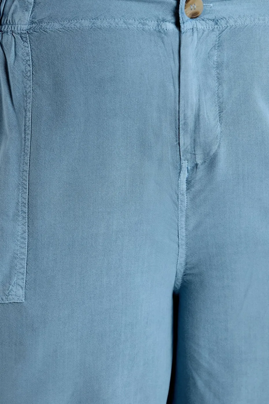 Yours Curve Light Blue Chambray Pull On Shorts