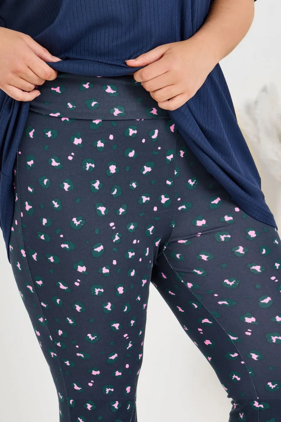 Yours Curve Navy Blue Leopard Print Flare Pyjama Bottoms