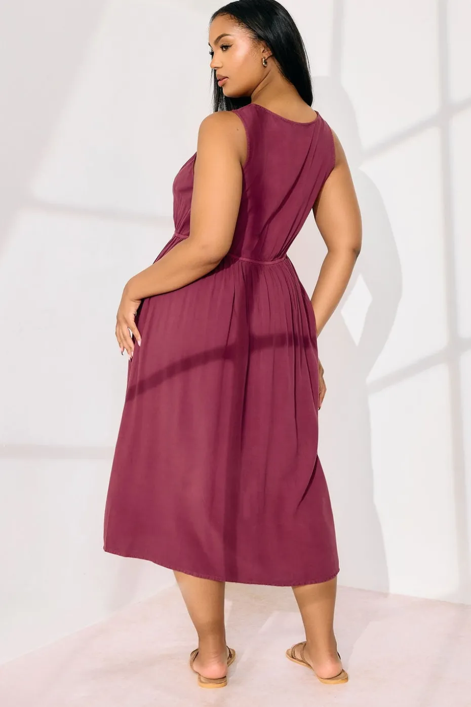 Yours Curve Red Sleeveless Button Through Chambray Dress