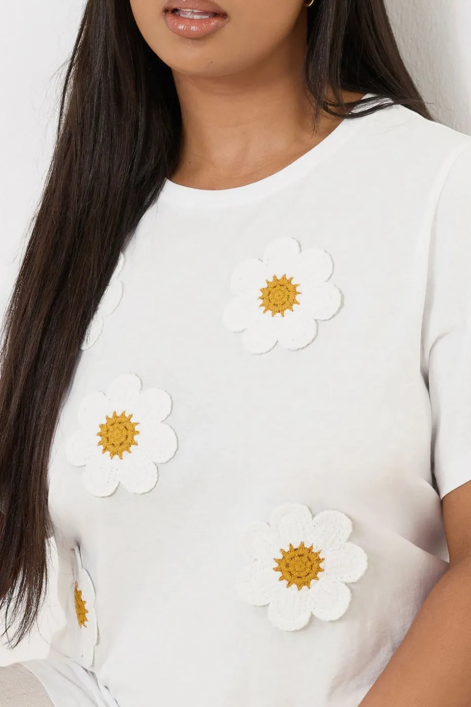 Yours Curve White Applique Daisy T-Shirt