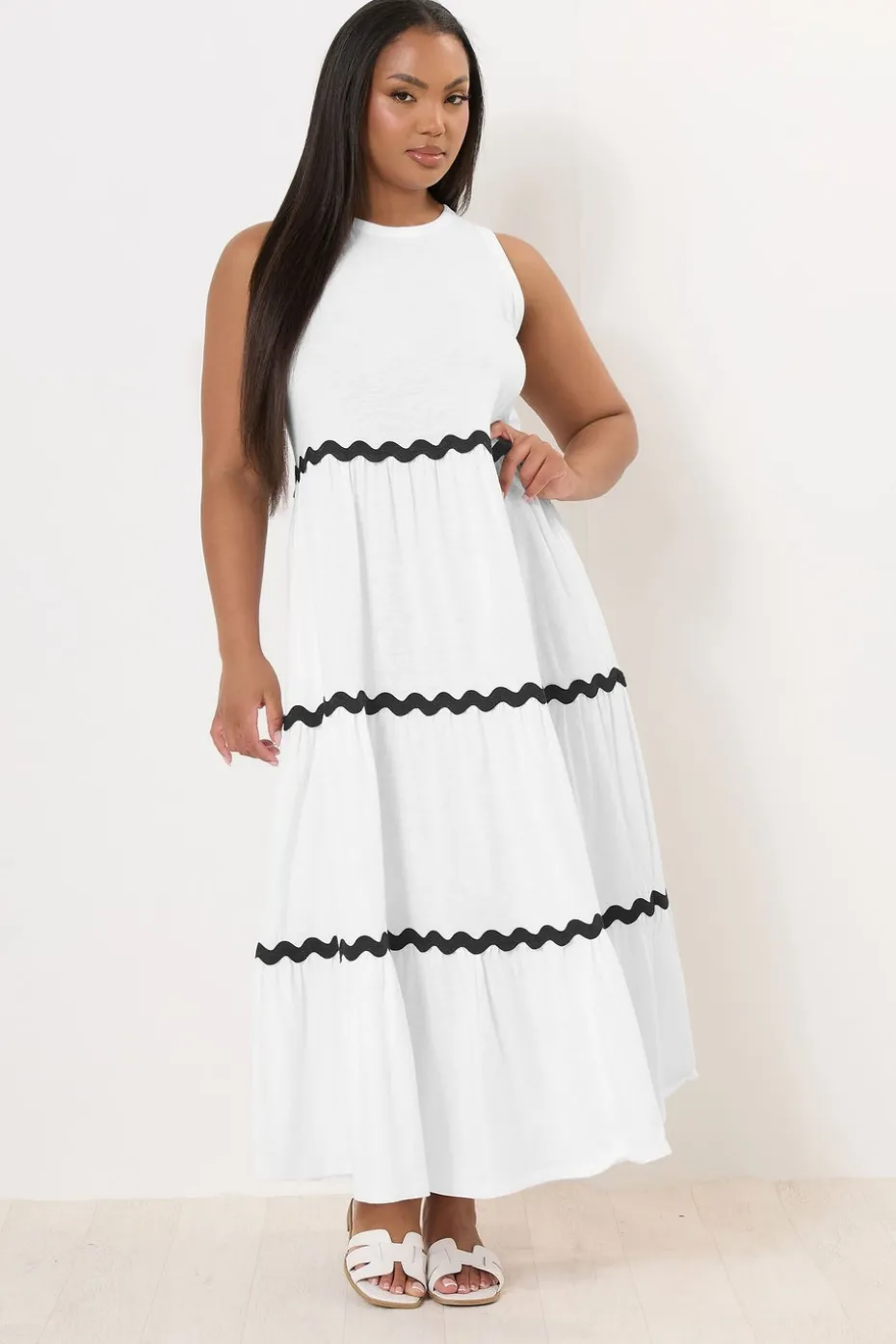 Yours Curve White Contrast Swirl Tiered Maxi Dress