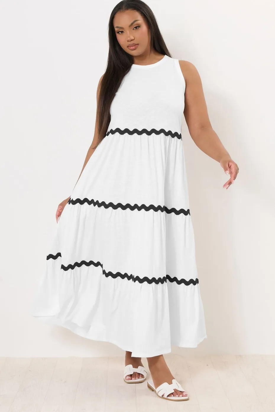 Yours Curve White Contrast Swirl Tiered Maxi Dress