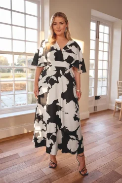 Yours London Curve Black Floral Print Linen Look Wrap Midaxi Dress
