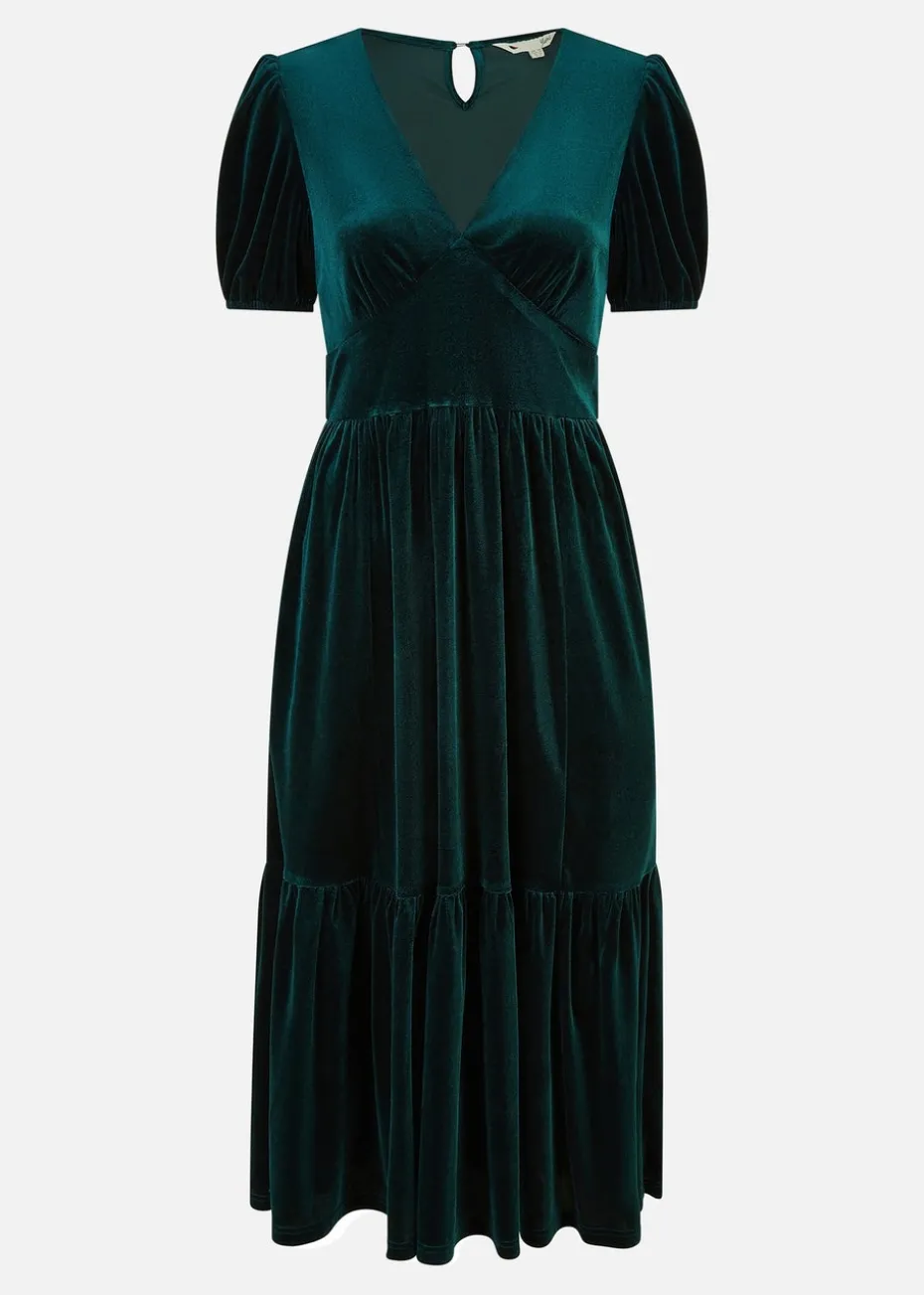 Yumi Green Velvet Midi Dress