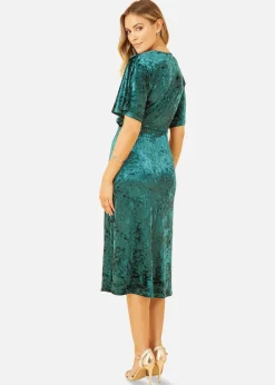 Yumi Velvet Kimono Midi Dress In Green